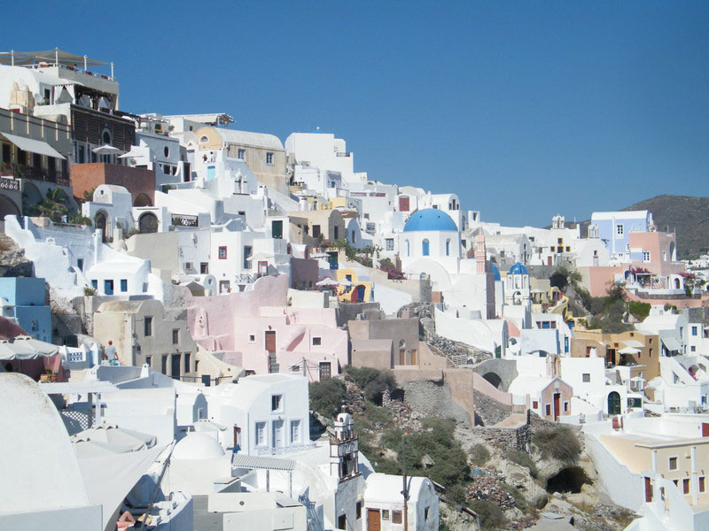 Foto panormica del centro de Santorini