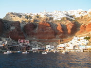 Puerto-Oia-Ammoudi-Santorini
